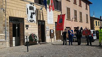 Un momento della cerimonia del 25 aprile
